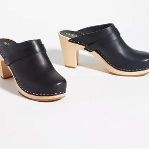 Swedish Hasbeens Black Leather Clogs with Natural Wood Heel